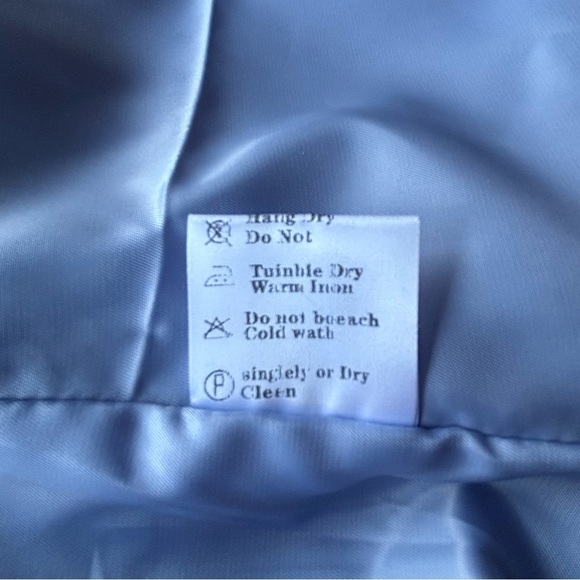 Elegant Light Blue Blazer - Picture 5 of 5